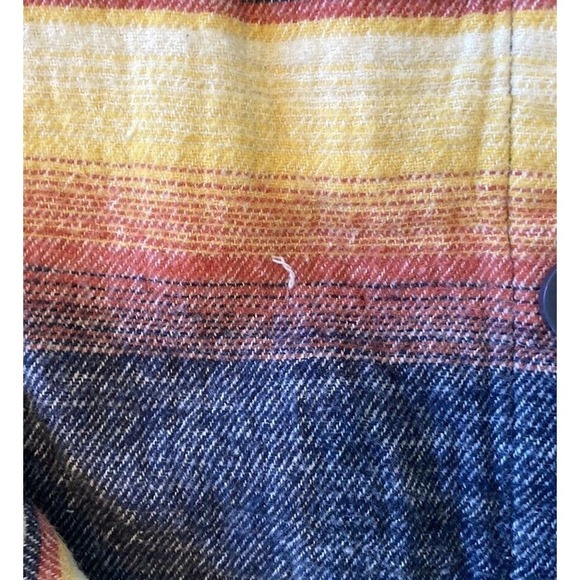 Depart West Long Sleeve Button Up Shirt Size Large Women’s Yellow Red - Picture 9 of 9